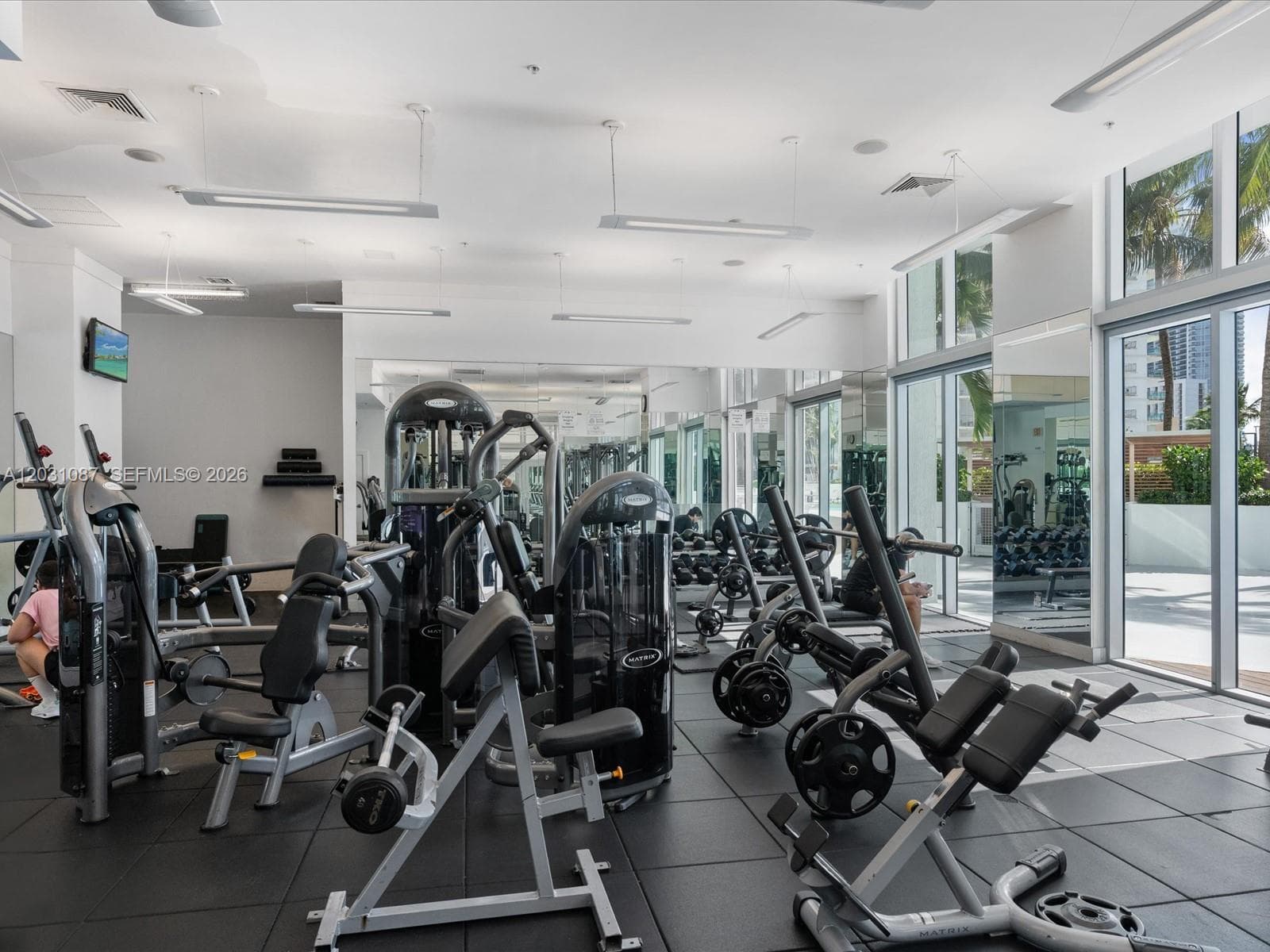 90 SW 3rd St # 2015, Miami FL 33130 — 55