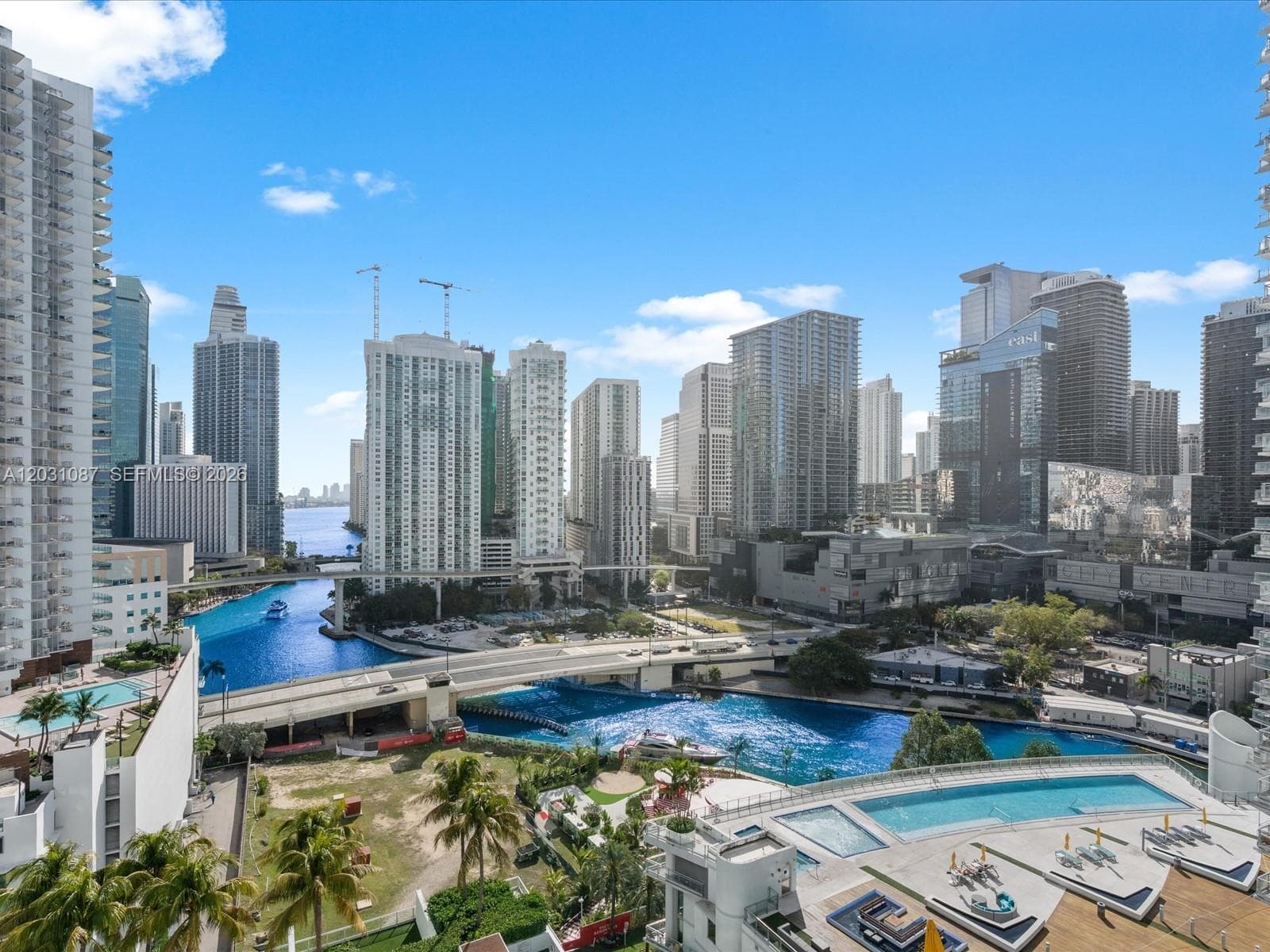 90 SW 3rd St # 2015, Miami FL 33130 — 39