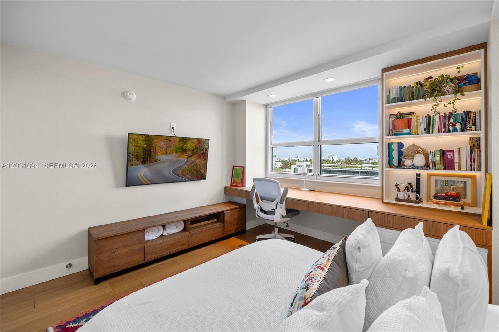 650 West Ave # 908, Miami Beach FL 33139 — 22