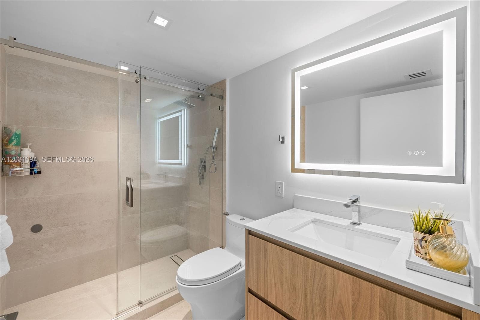 650 West Ave # 908, Miami Beach FL 33139 — 29