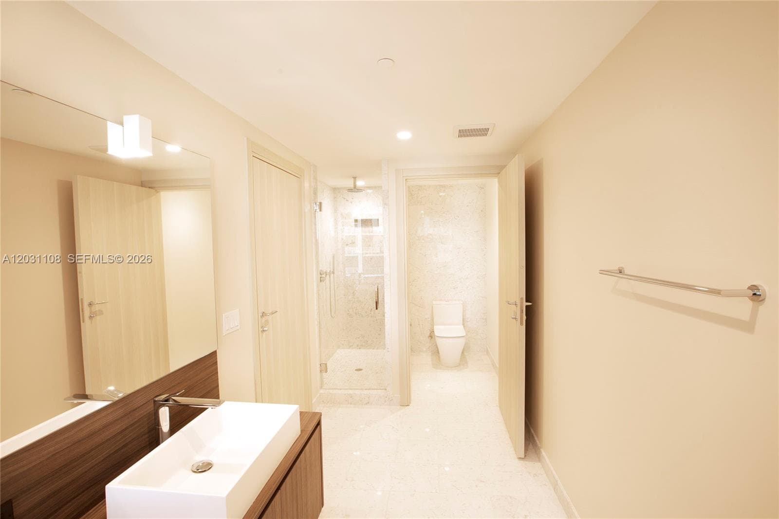 1000 Brickell Plz # 4609, Miami FL 33131 — 13