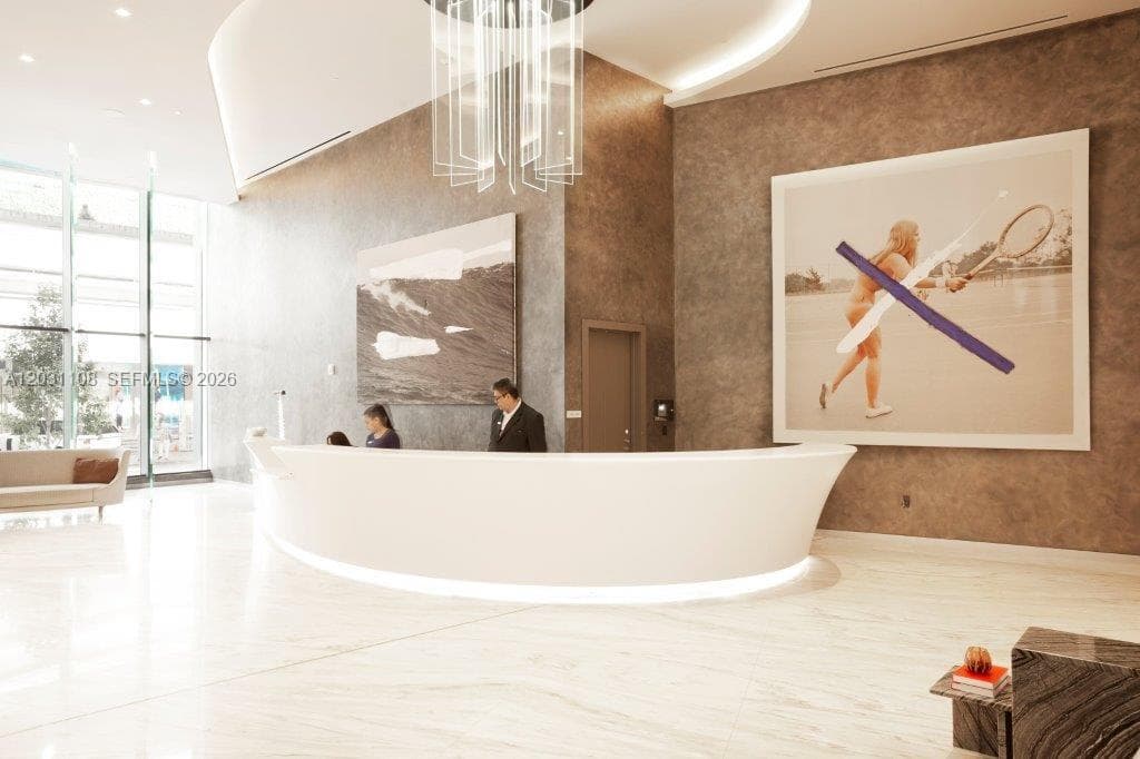 1000 Brickell Plz # 4609, Miami FL 33131 — 26