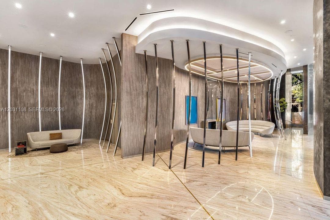 1000 Brickell Plz # 4609, Miami FL 33131 — 28