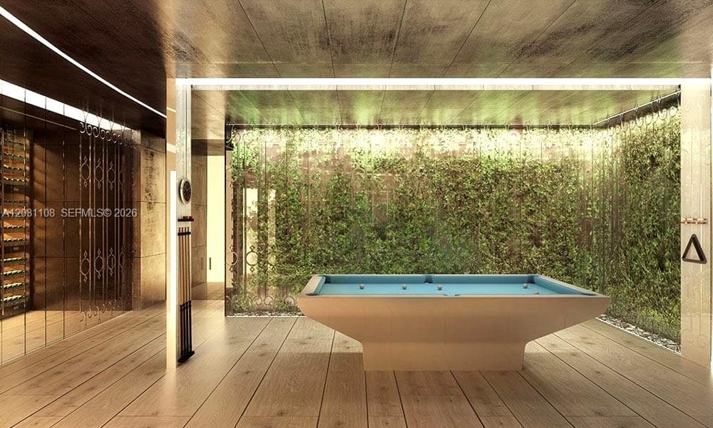 1000 Brickell Plz # 4609, Miami FL 33131 — 45