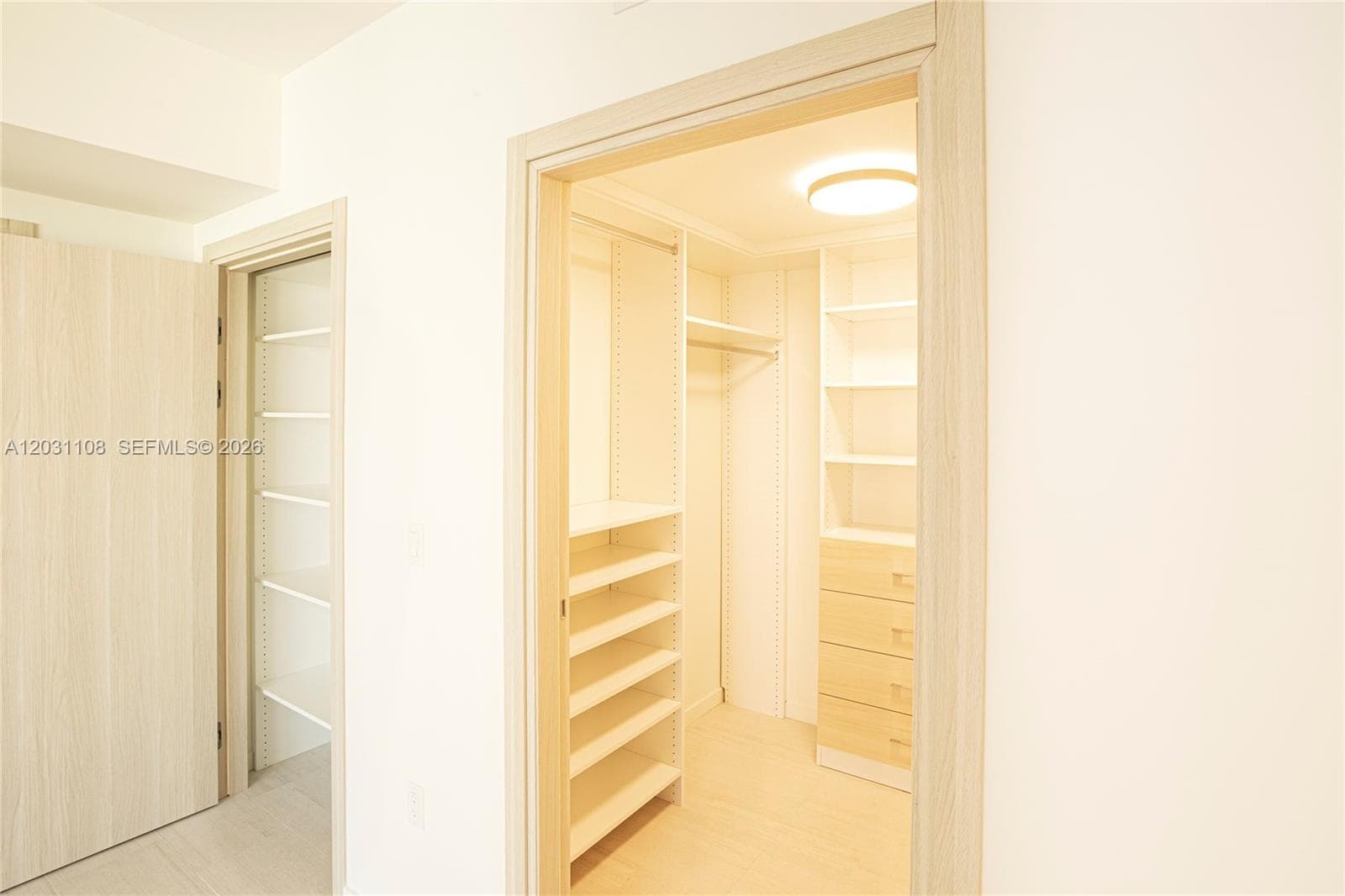 1000 Brickell Plz # 4609, Miami FL 33131 — 11