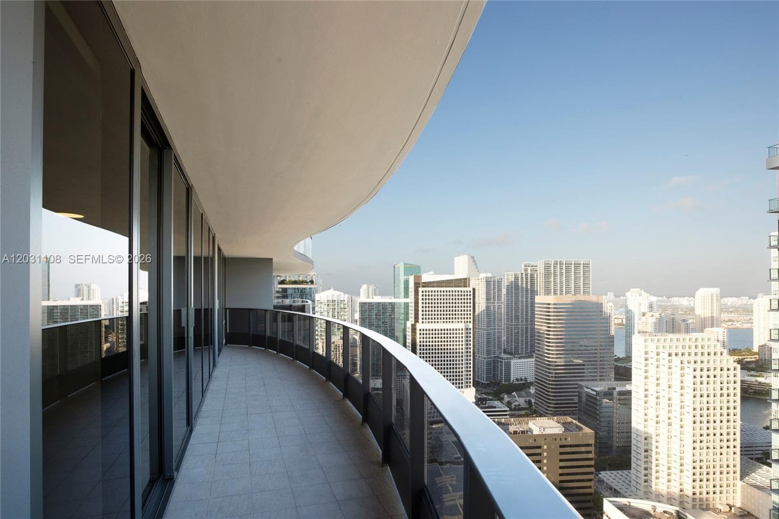 1000 Brickell Plz # 4609, Miami FL 33131 — 8