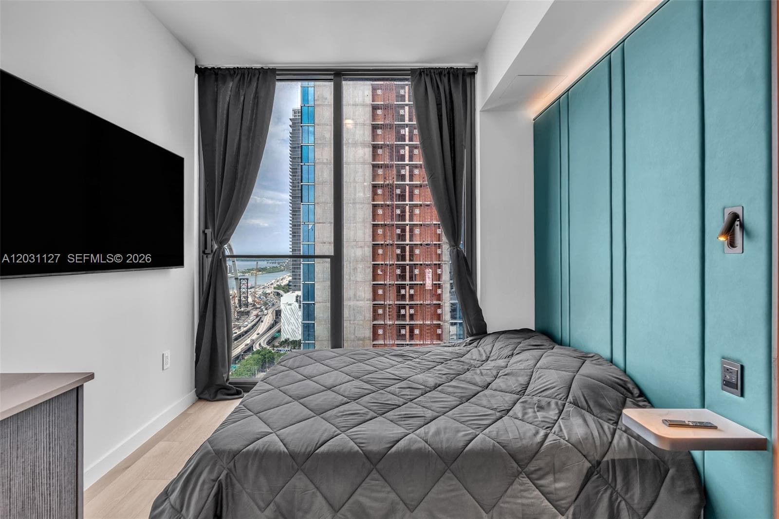 20 NE 11th St # 3106B, Miami FL 33132 — 6