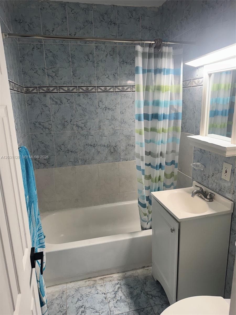 1120 SW 73rd Ave, Miami FL 33144 — 10