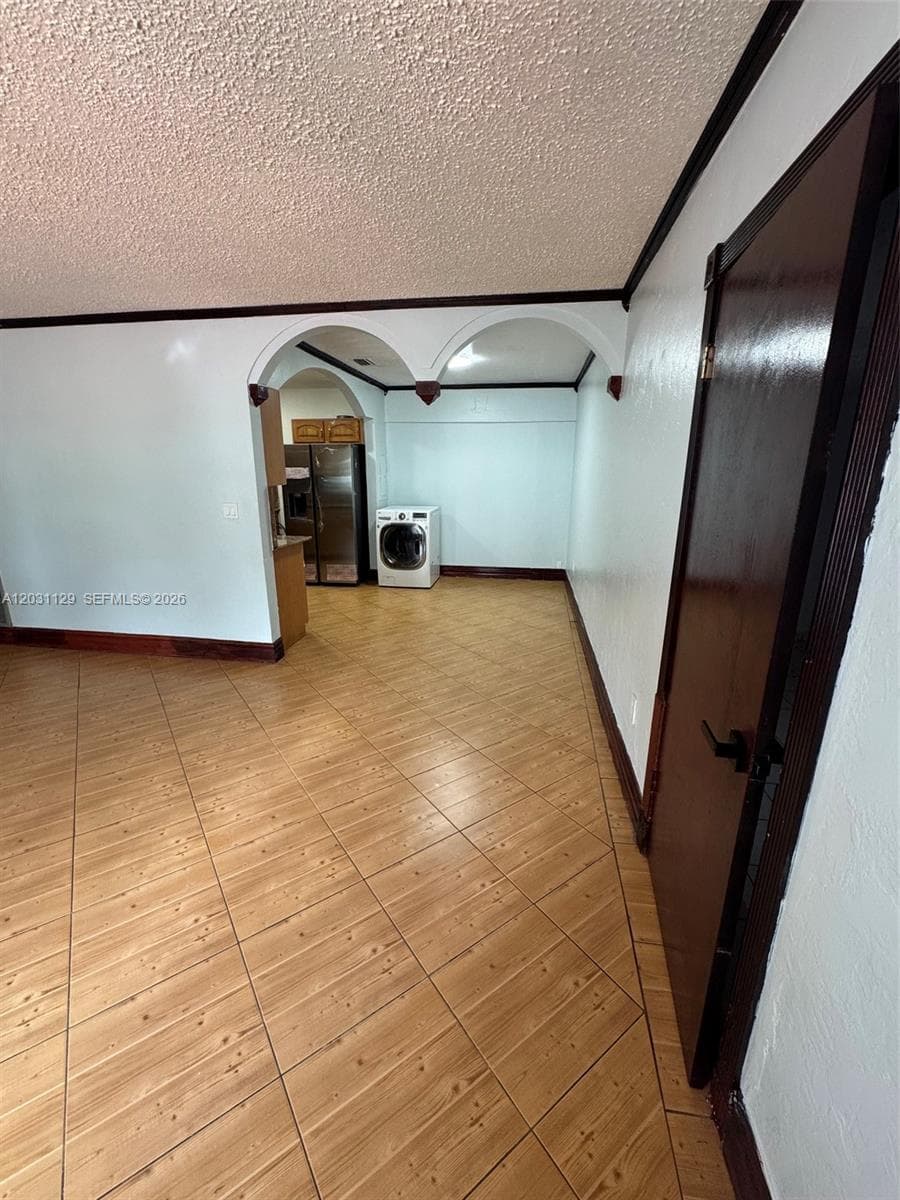 1120 SW 73rd Ave, Miami FL 33144 — 15