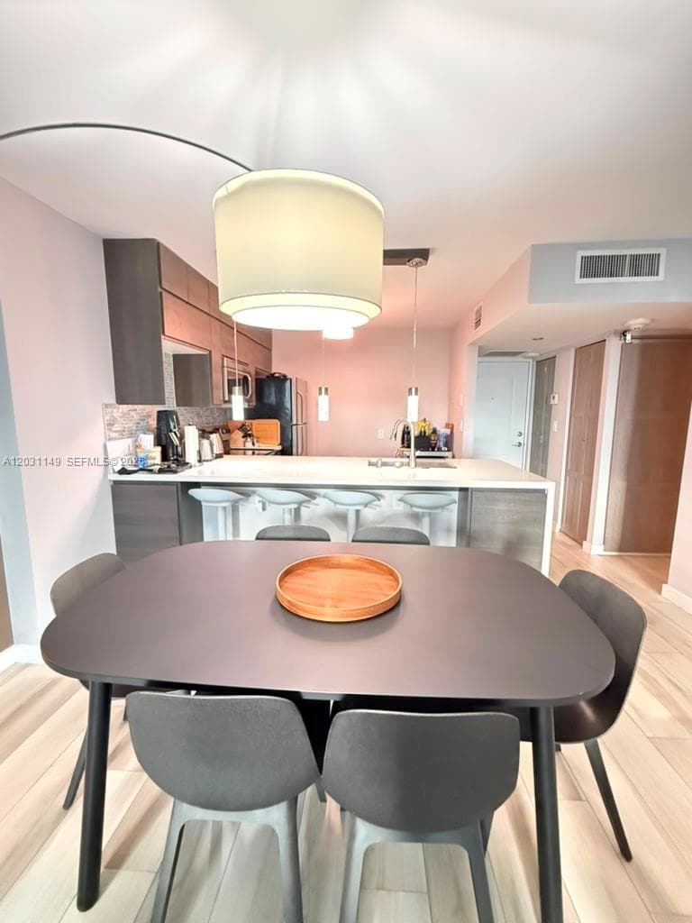 100 Bayview Dr # 912, Sunny Isles Beach FL 33160 — 9