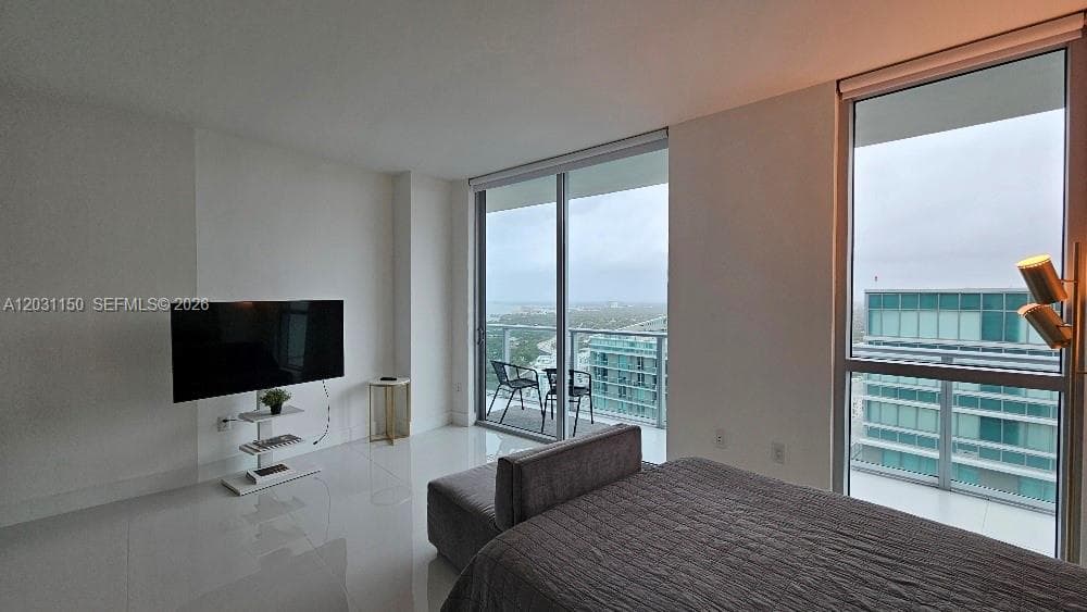 1100 S Miami Ave # 4105, Miami FL 33130 — 2