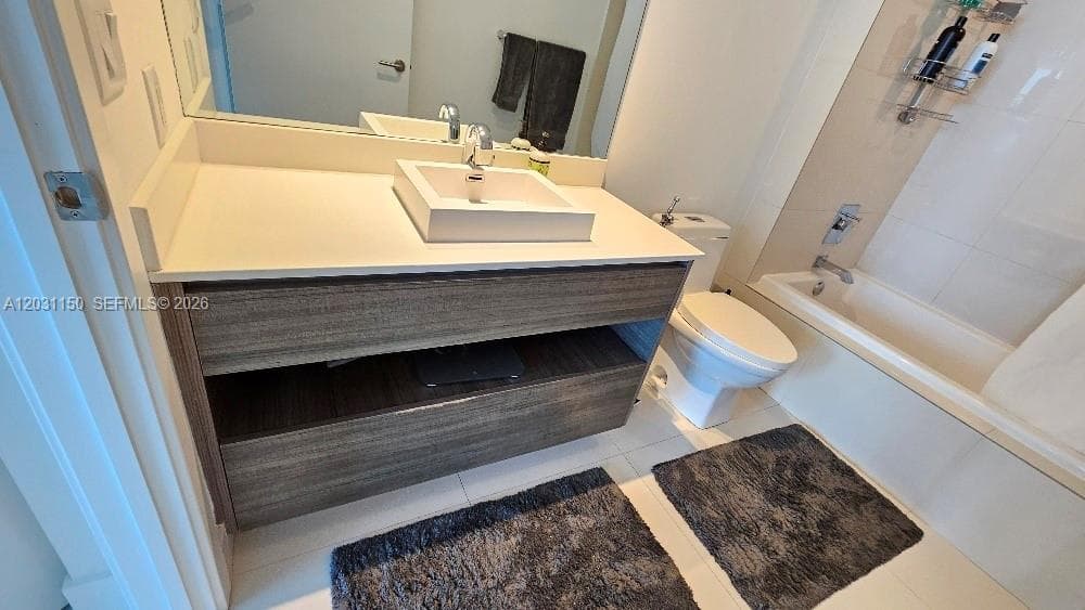1100 S Miami Ave # 4105, Miami FL 33130 — 12