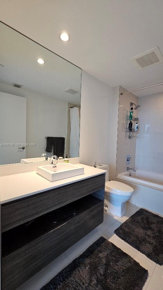 1100 S Miami Ave # 4105, Miami FL 33130 — 11