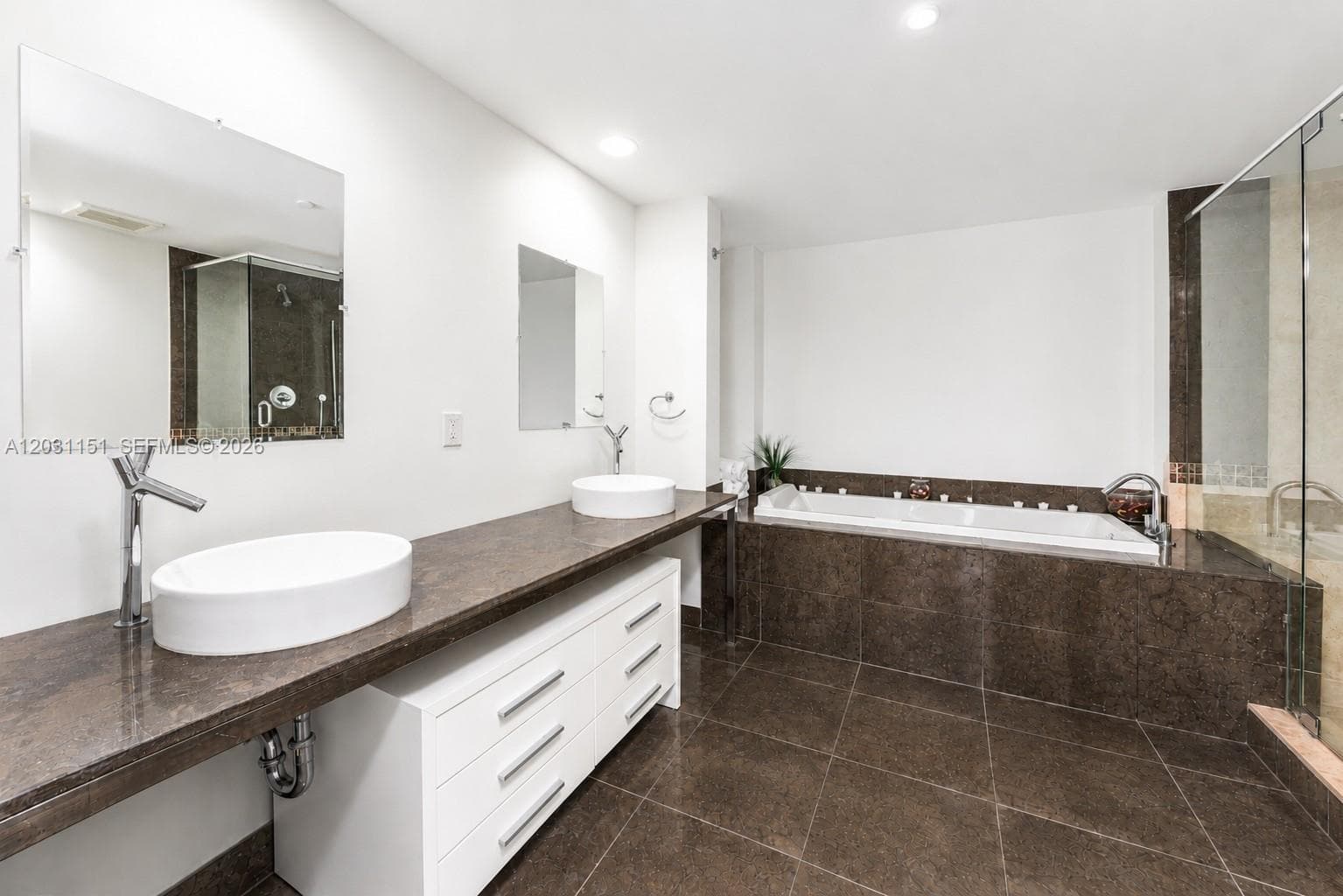 495 Brickell Ave # 705, Miami FL 33131 — 9