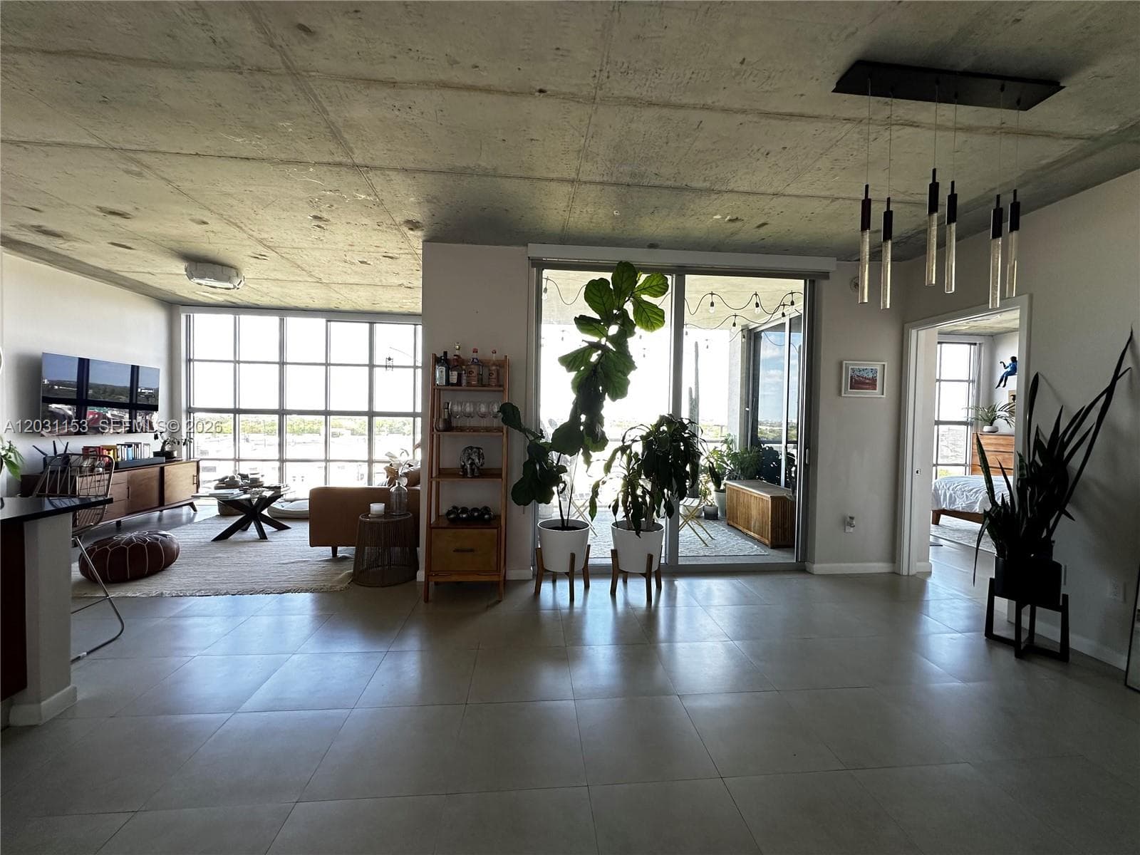 3451 NE 1st Ave # M0906, Miami FL 33137 — 17