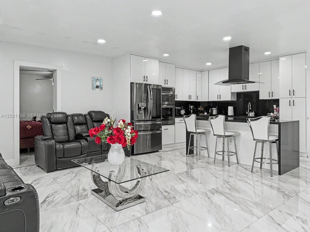 4265 W 8th Ave, Hialeah FL 33012 — 5