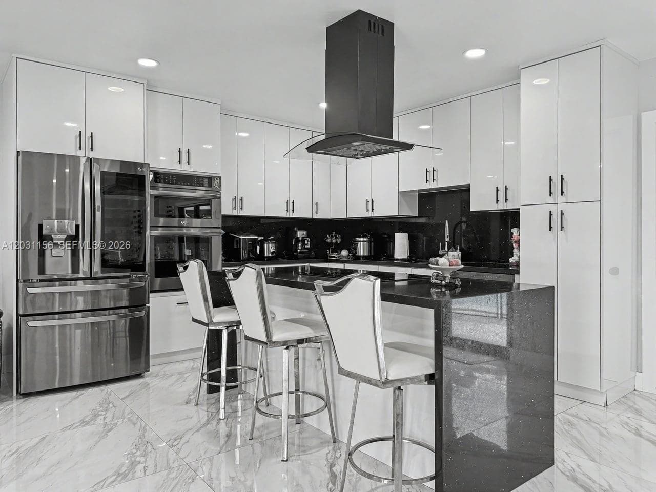 4265 W 8th Ave, Hialeah FL 33012 — 9
