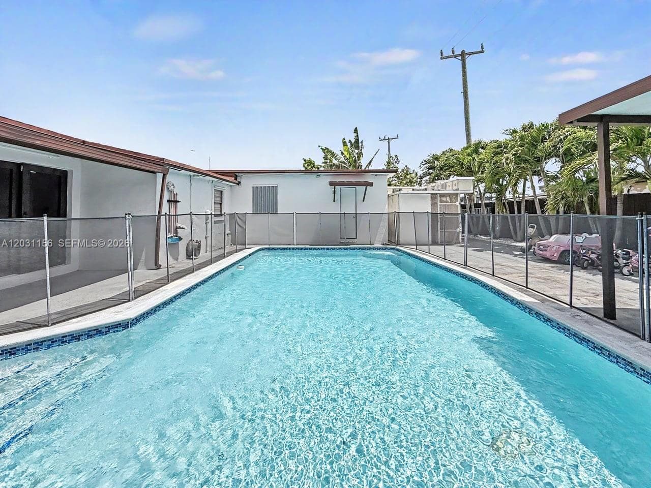 4265 W 8th Ave, Hialeah FL 33012 — 18