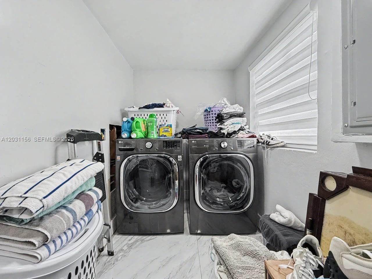 4265 W 8th Ave, Hialeah FL 33012 — 29