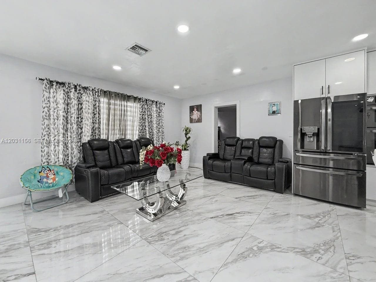 4265 W 8th Ave, Hialeah FL 33012 — 8