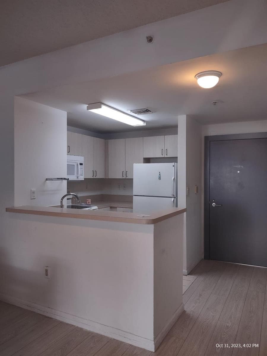 185 SE 14th Terrace SE # 711, Miami FL 33131 — 6