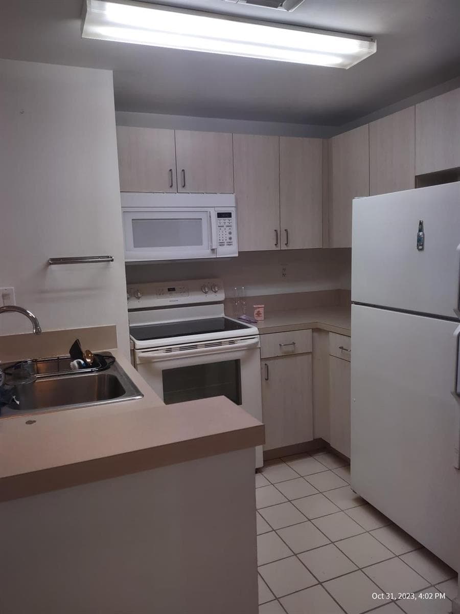 185 SE 14th Terrace SE # 711, Miami FL 33131 — 7