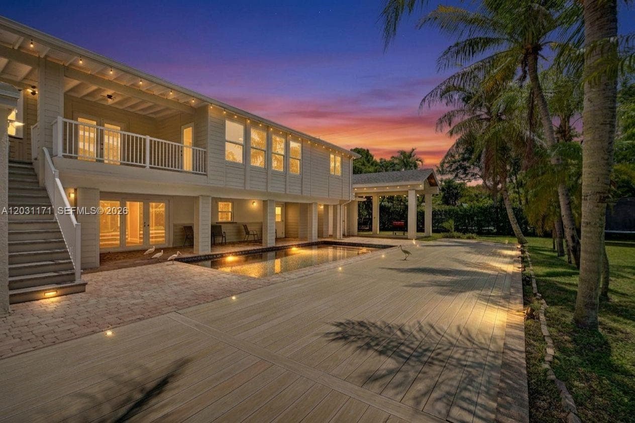 8320 SW 161st St, Palmetto Bay FL 33157 — 1