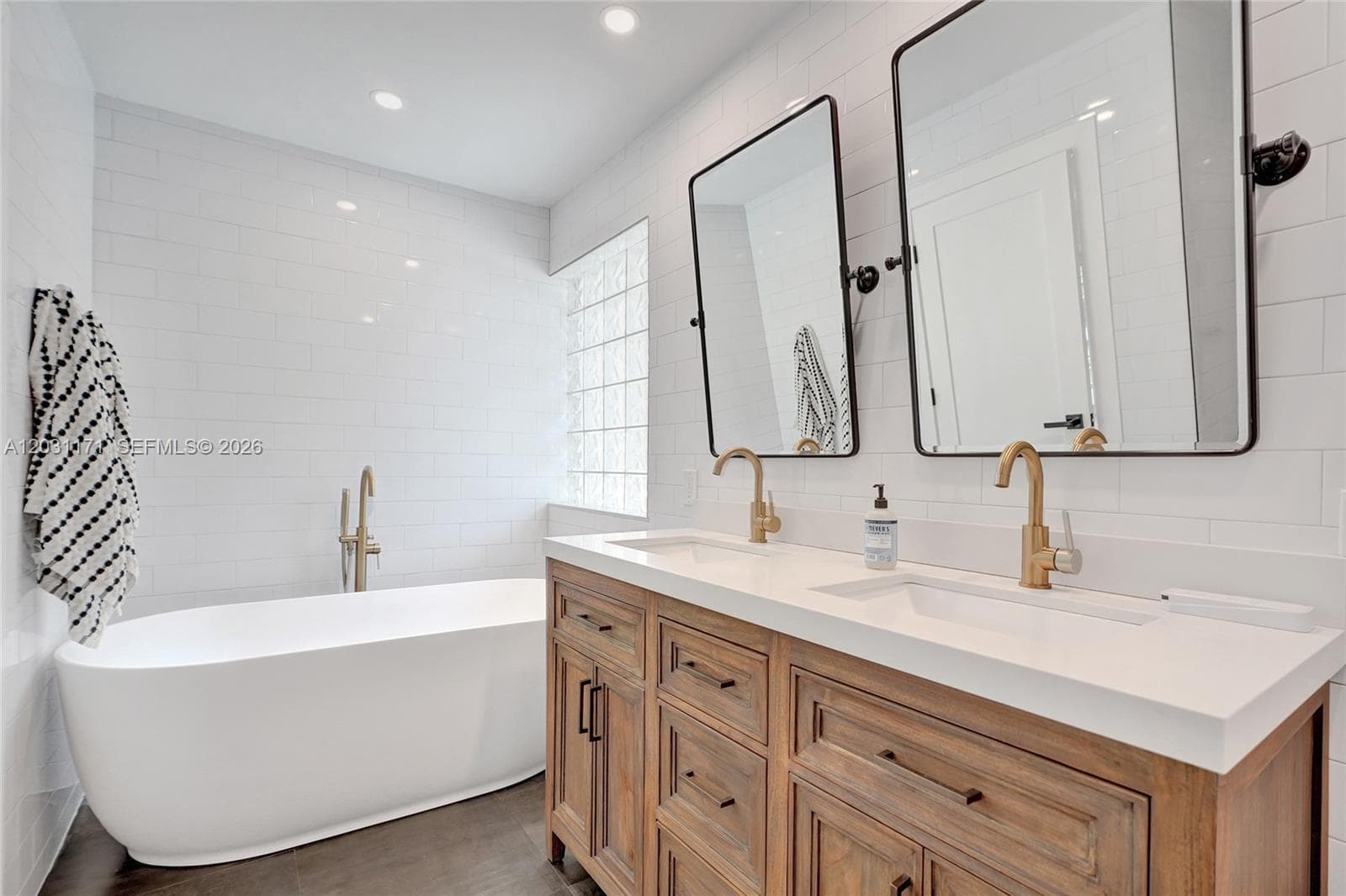 8320 SW 161st St, Palmetto Bay FL 33157 — 14