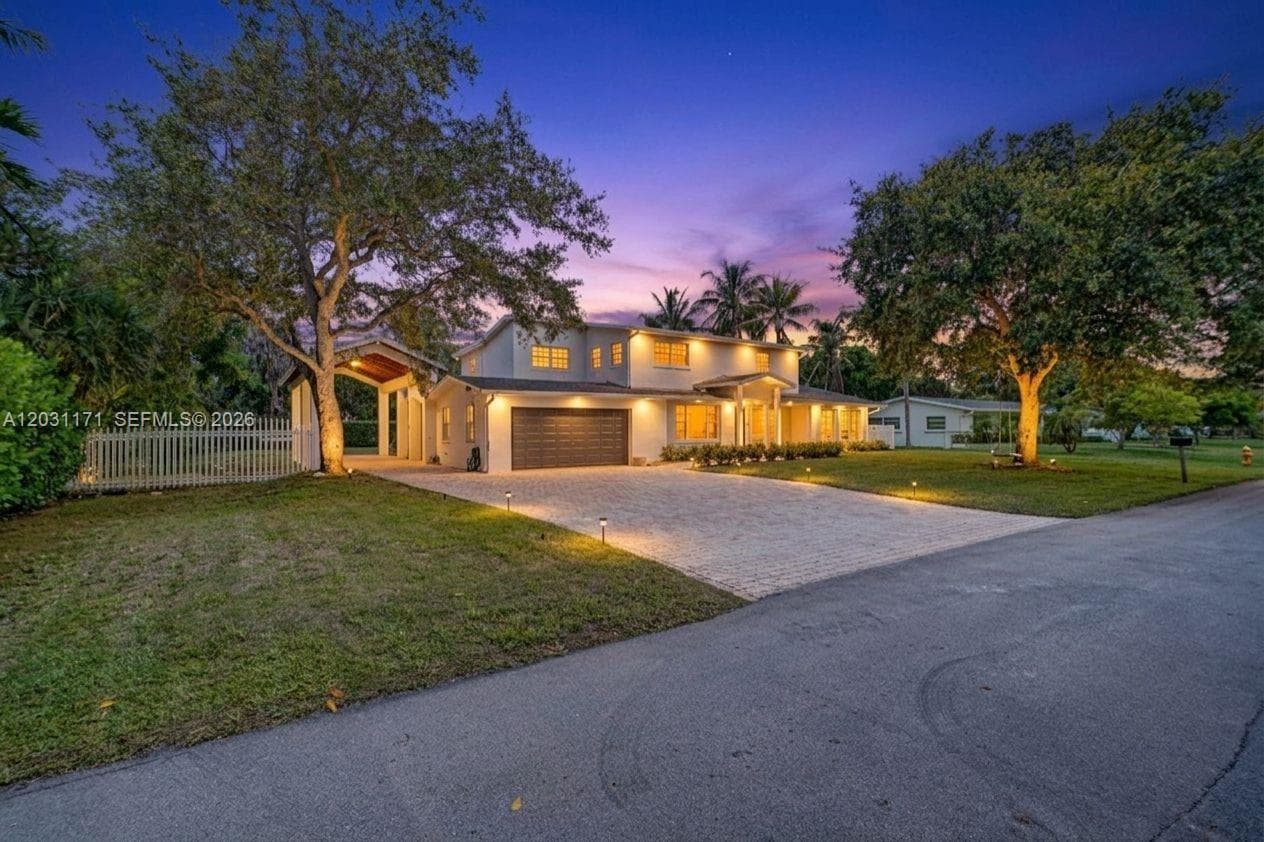 8320 SW 161st St, Palmetto Bay FL 33157 — 11