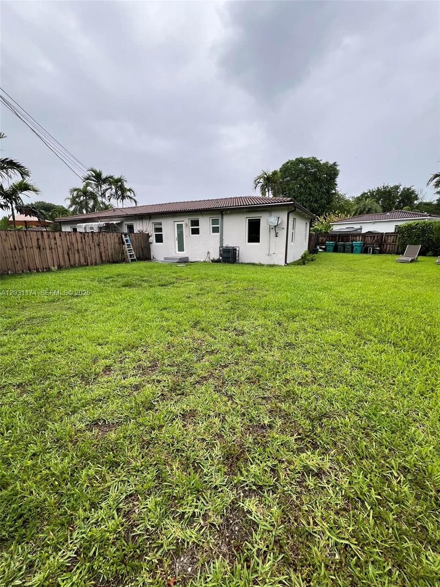 920 NE 108th St # 0, Biscayne Park FL 33161 — 14