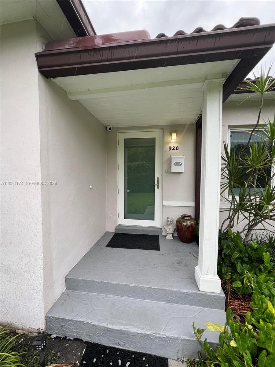 920 NE 108th St # 0, Biscayne Park FL 33161 — 19