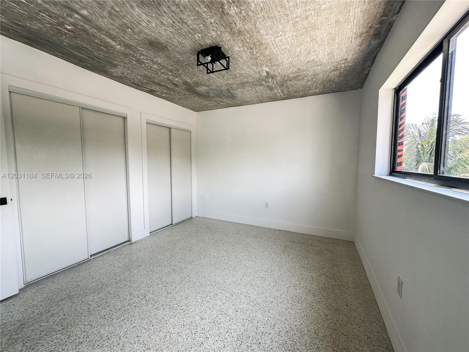 190 NW 69th St # 8, Miami FL 33150 — 3