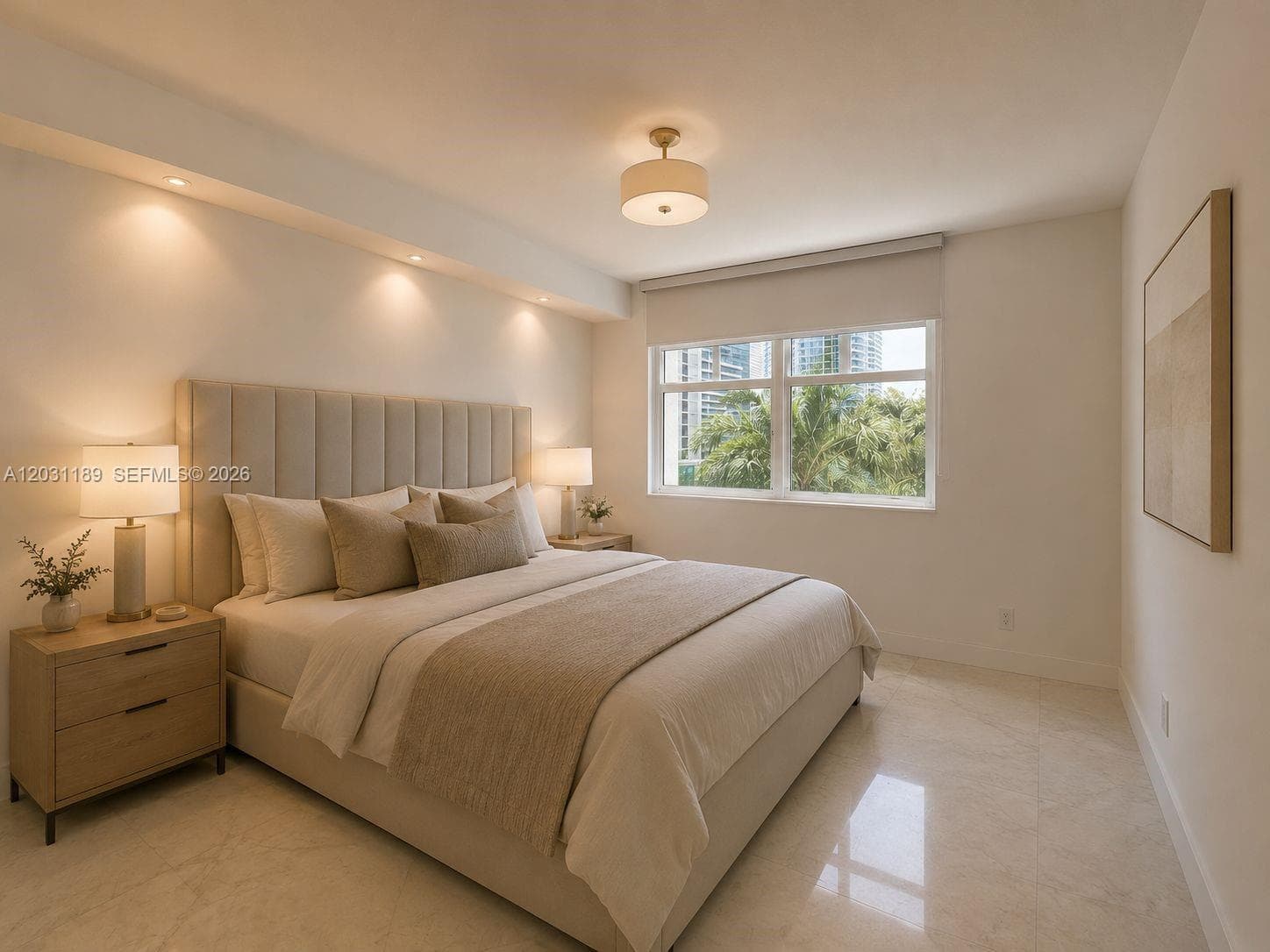 31 SE 5th St # 1404, Miami FL 33131 — 4