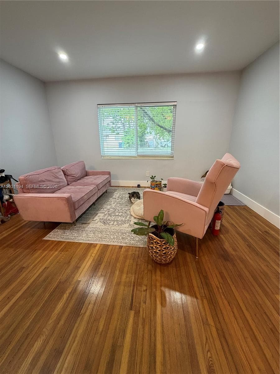 1155 NE 111th St, Miami FL 33161 — 7