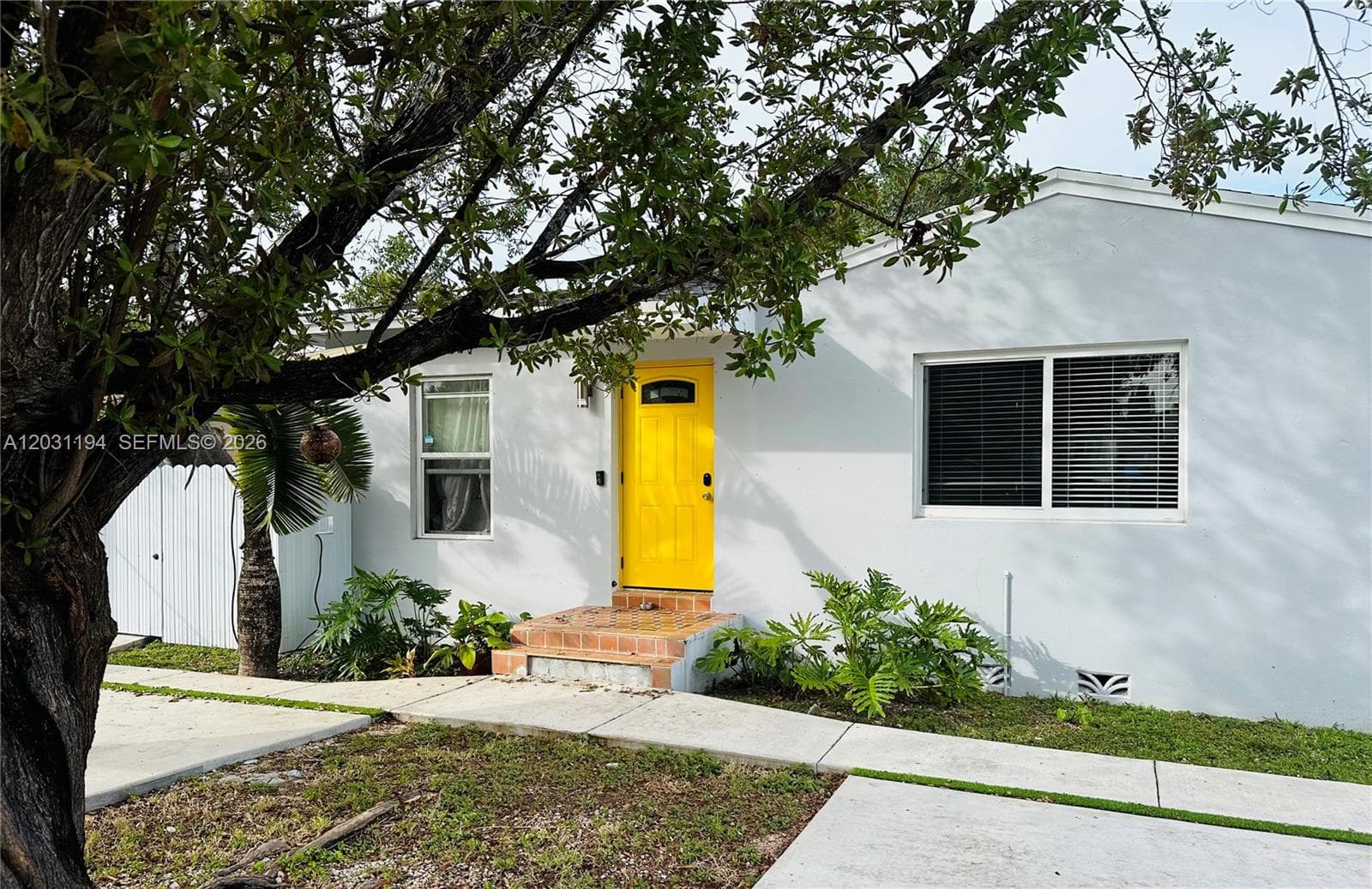 1155 NE 111th St, Miami FL 33161 — 1