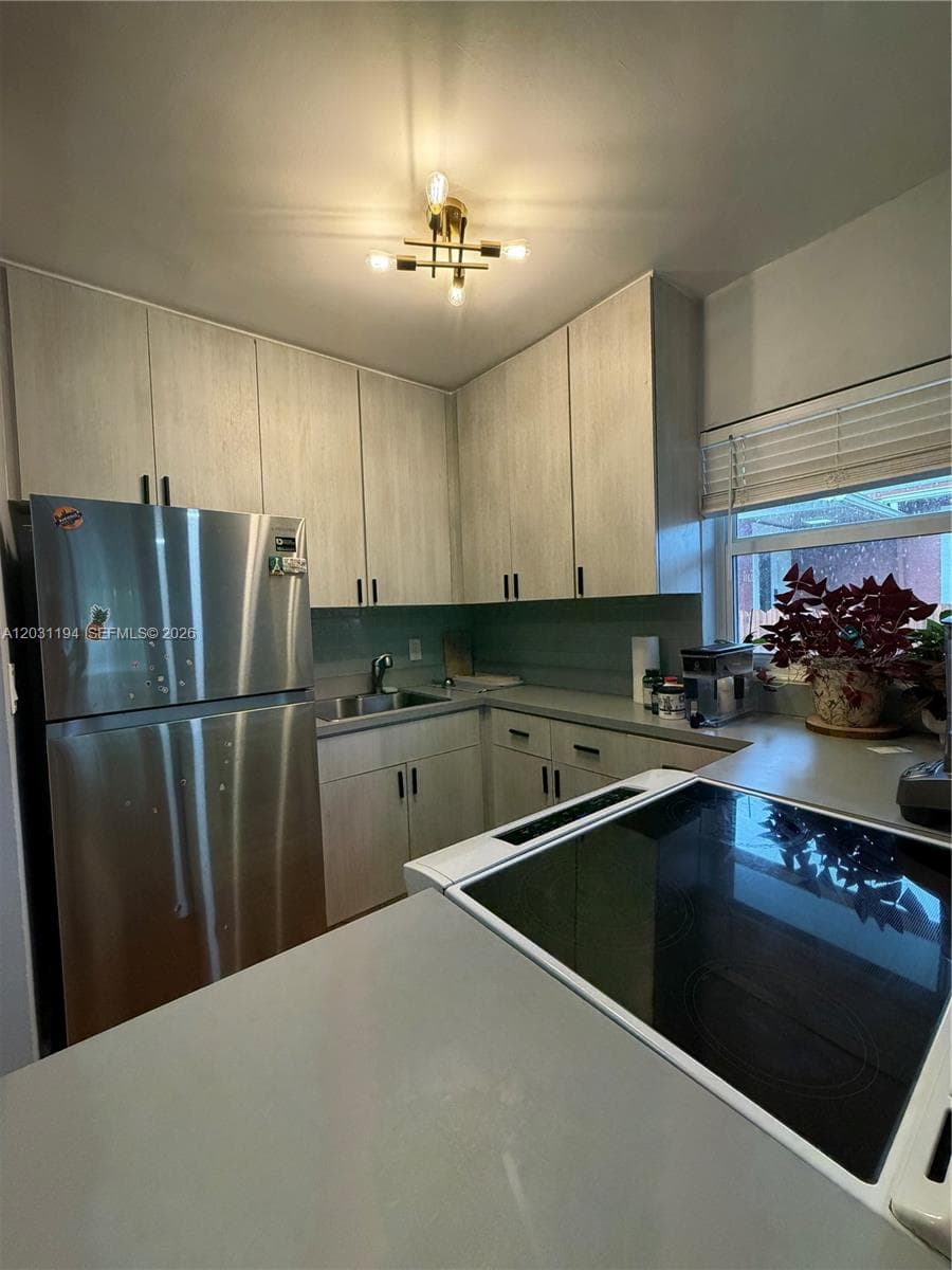 1155 NE 111th St, Miami FL 33161 — 4