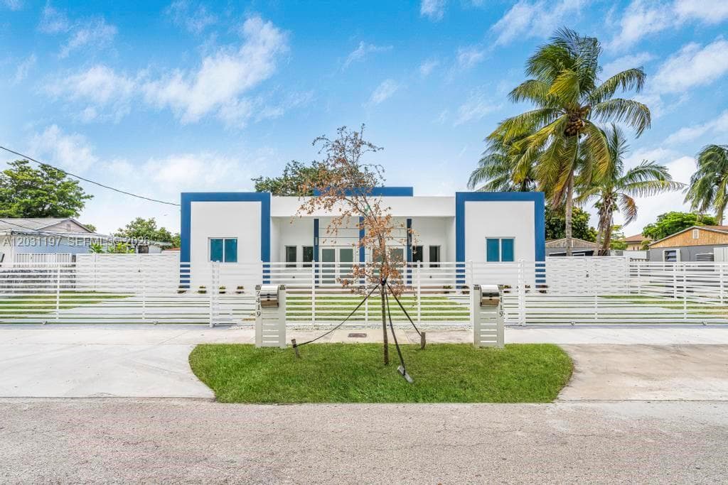 2419 NW 97th St # B, Miami FL 33147 — 1