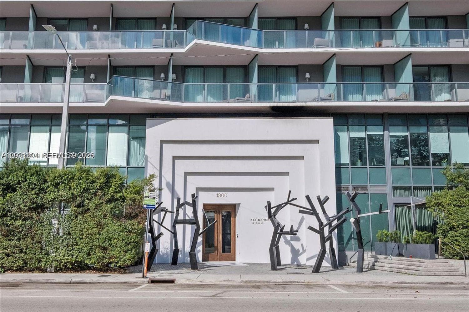 1300 S Miami Ave # 3709, Miami FL 33130 — 26