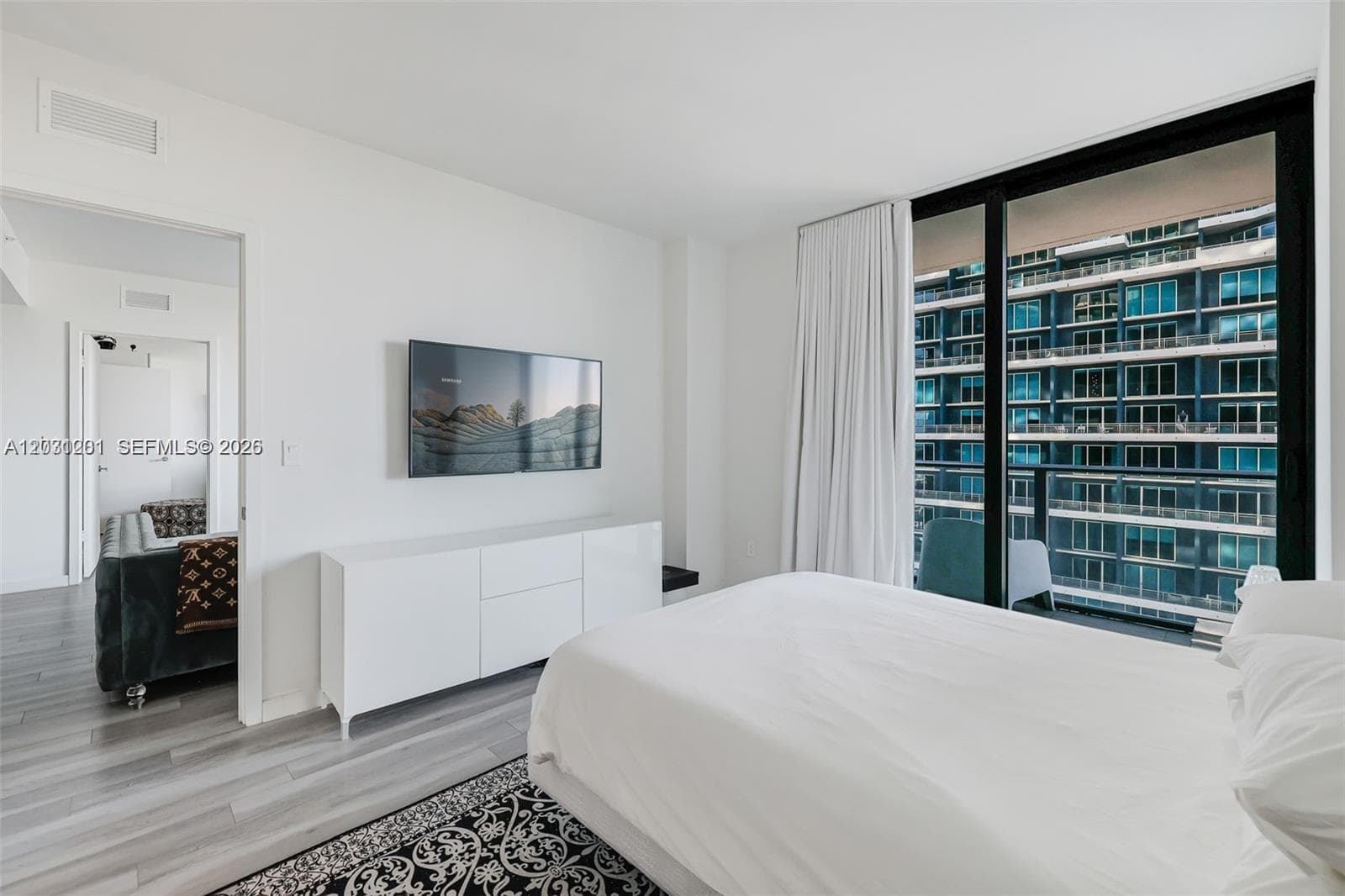 1300 S Miami Ave # 3709, Miami FL 33130 — 8