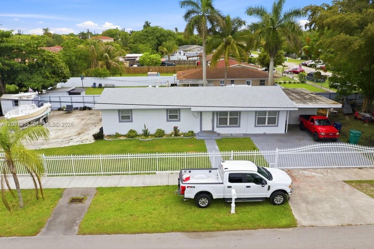 300 SW 8th Ave, Florida City FL 33034 — 3