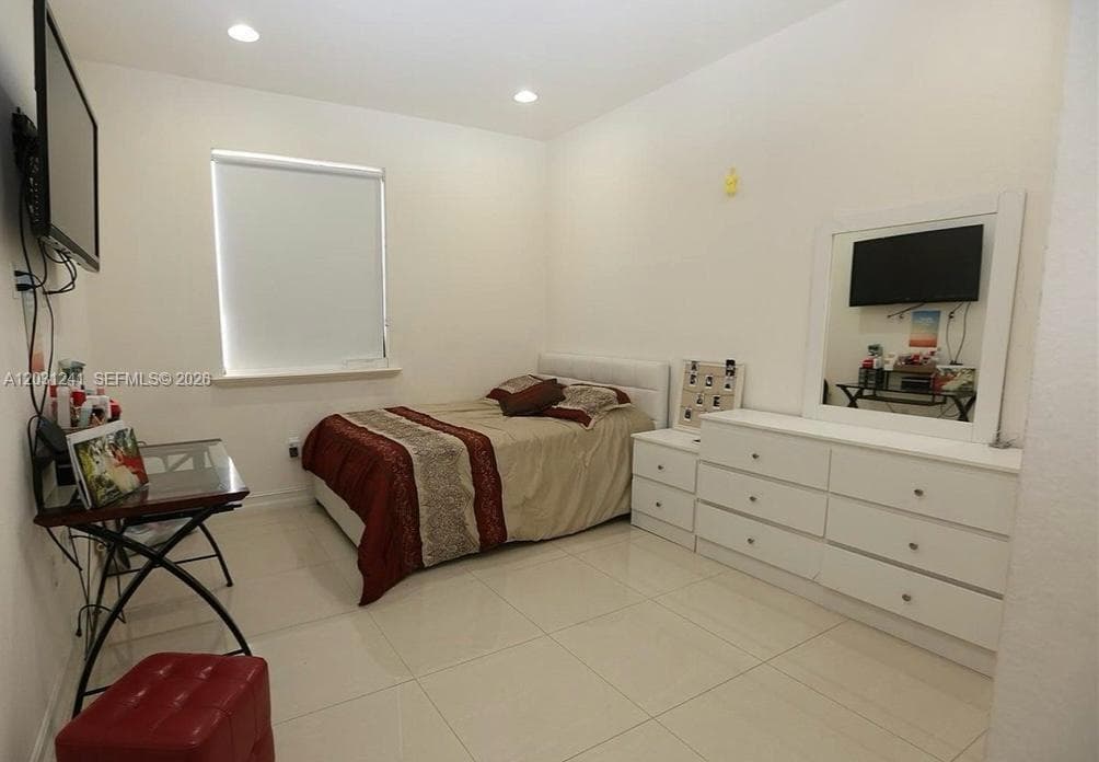 14440 SW 31st St # 14440, Miami FL 33175 — 17