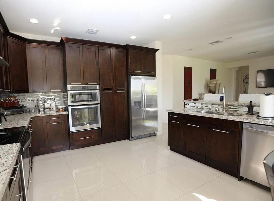 14440 SW 31st St # 14440, Miami FL 33175 — 7