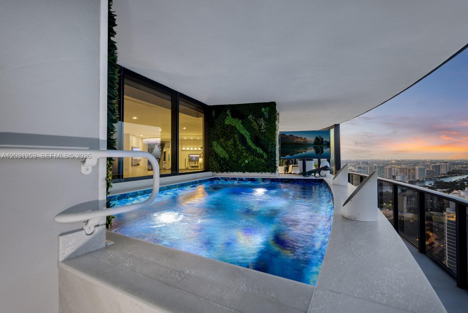 18555 Collins Ave # 4405, Sunny Isles Beach FL 33160 — 72