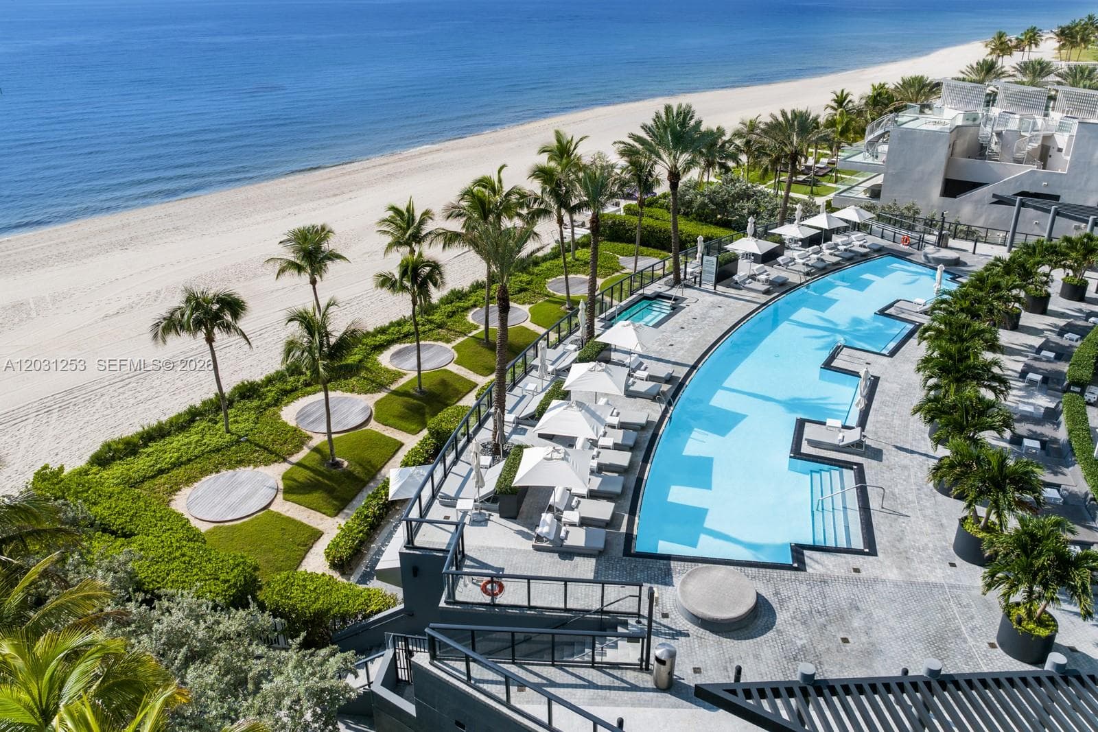 18555 Collins Ave # 4405, Sunny Isles Beach FL 33160 — 86