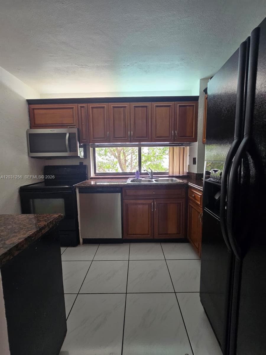 16909 N Bay Rd # 321, Sunny Isles Beach FL 33160 — 33