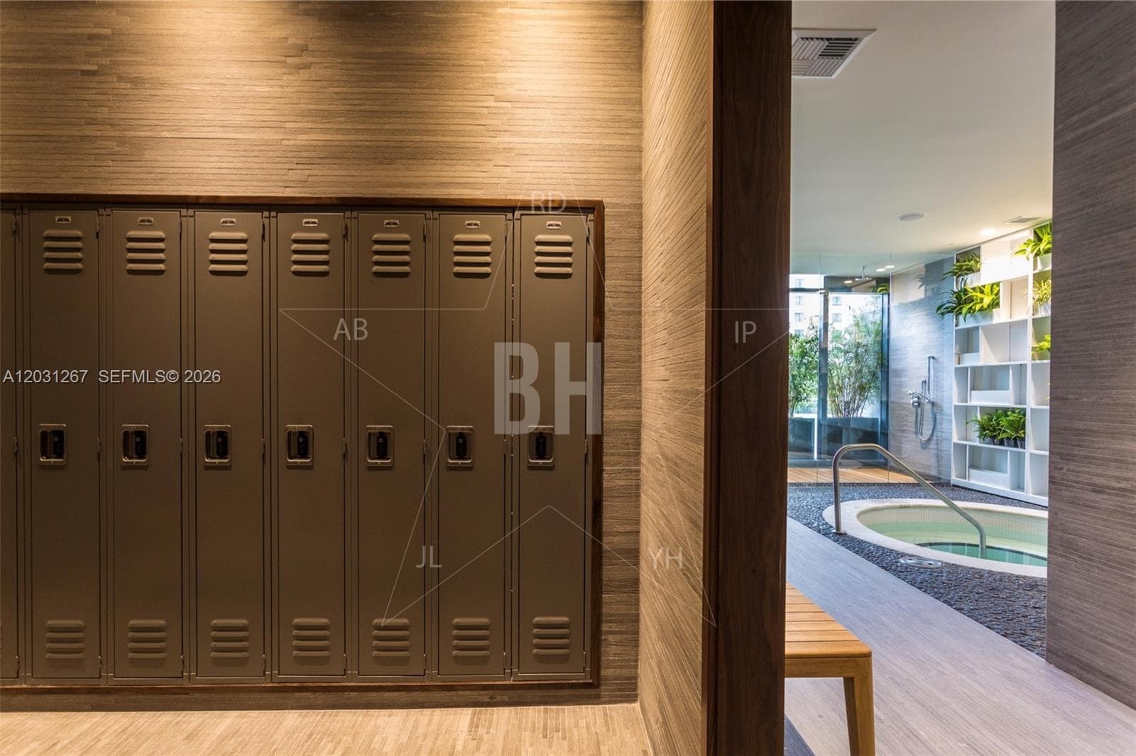 45 SW 9 Street # 3806, Miami FL 33130 — 25