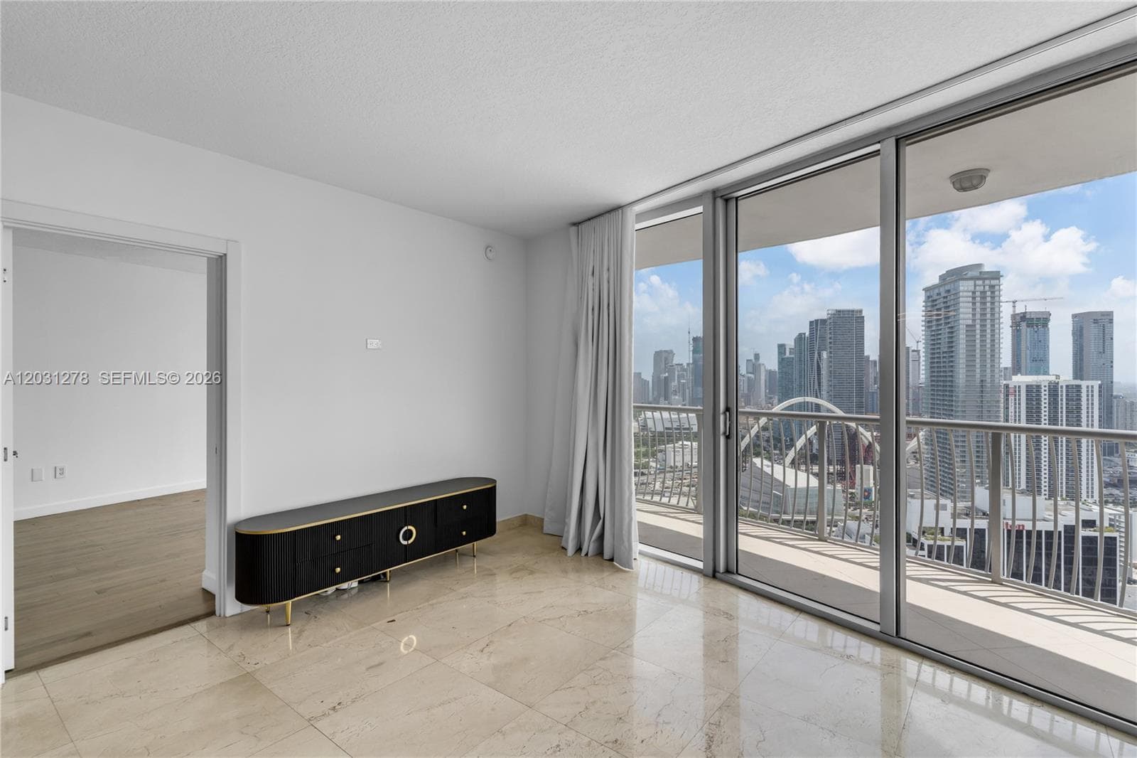 1750 N Bayshore Dr # 4414, Miami FL 33132 — 5