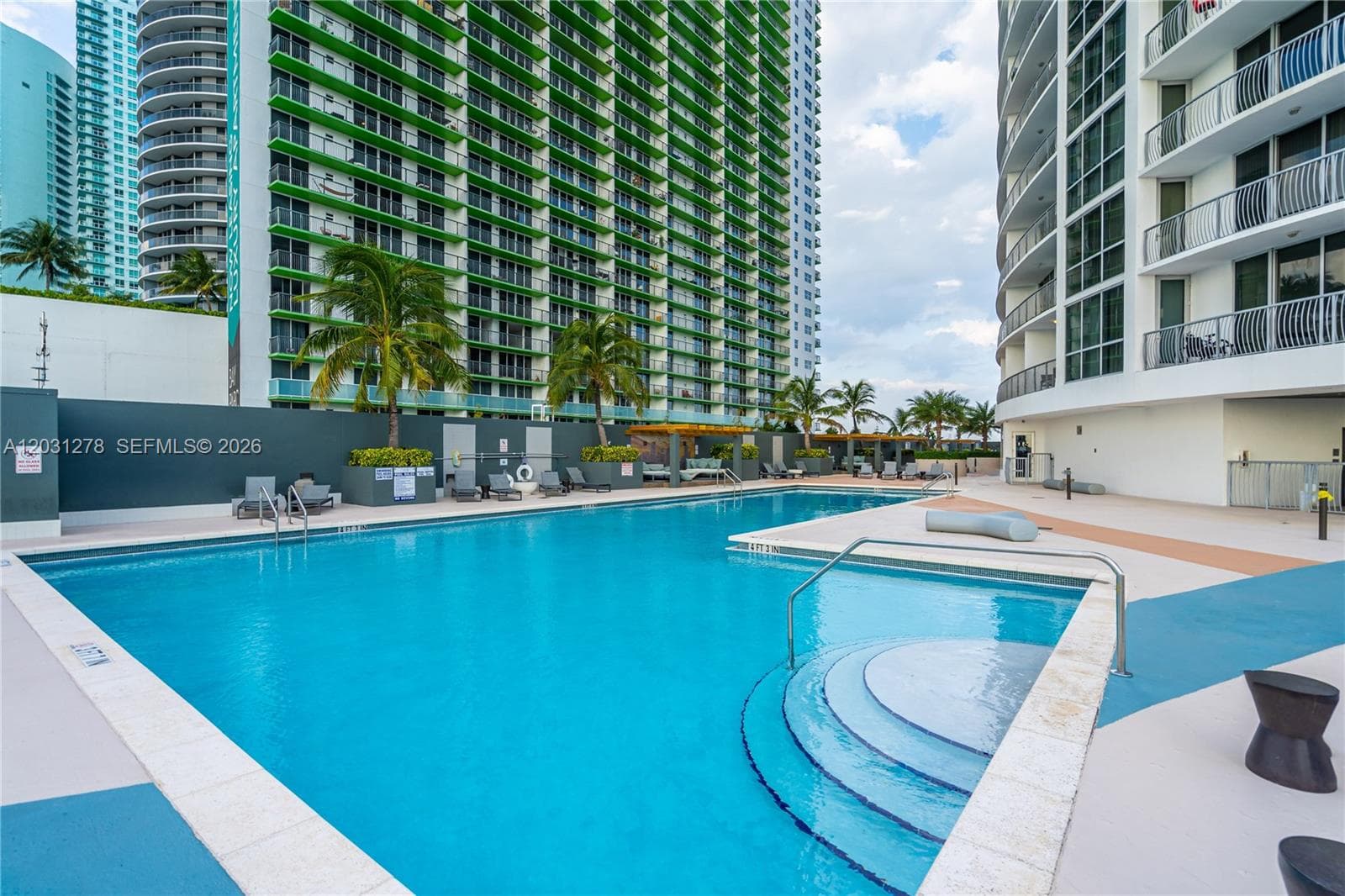 1750 N Bayshore Dr # 4414, Miami FL 33132 — 34