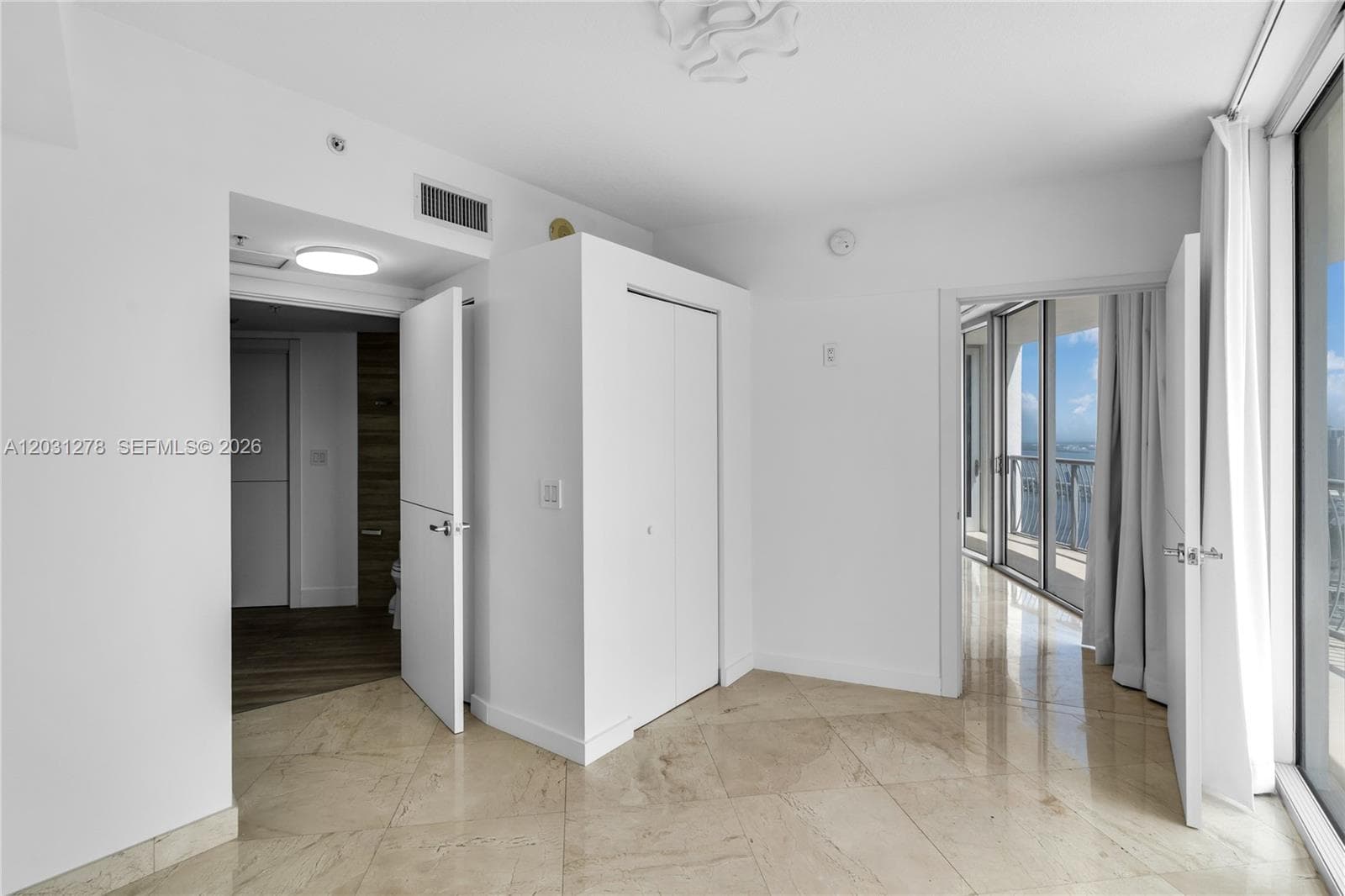 1750 N Bayshore Dr # 4414, Miami FL 33132 — 15