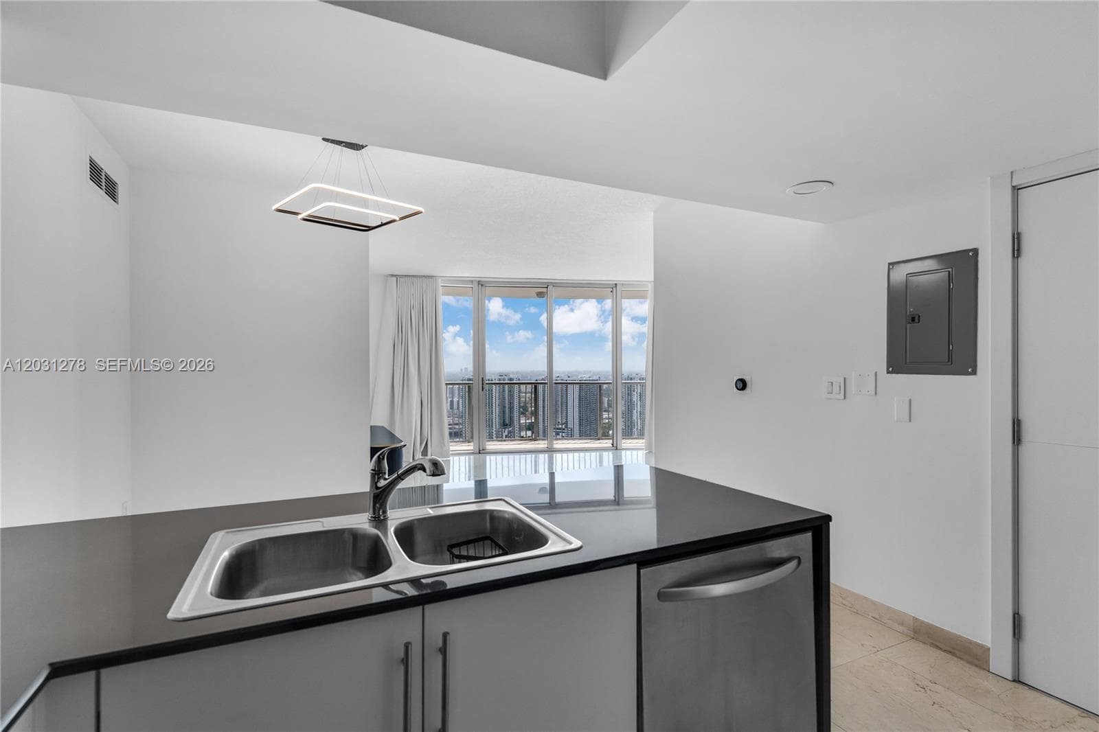 1750 N Bayshore Dr # 4414, Miami FL 33132 — 19